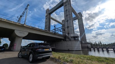 Ik sloeg hem twee keer af.        Een jaar later is dit voor mij premium autorijden.